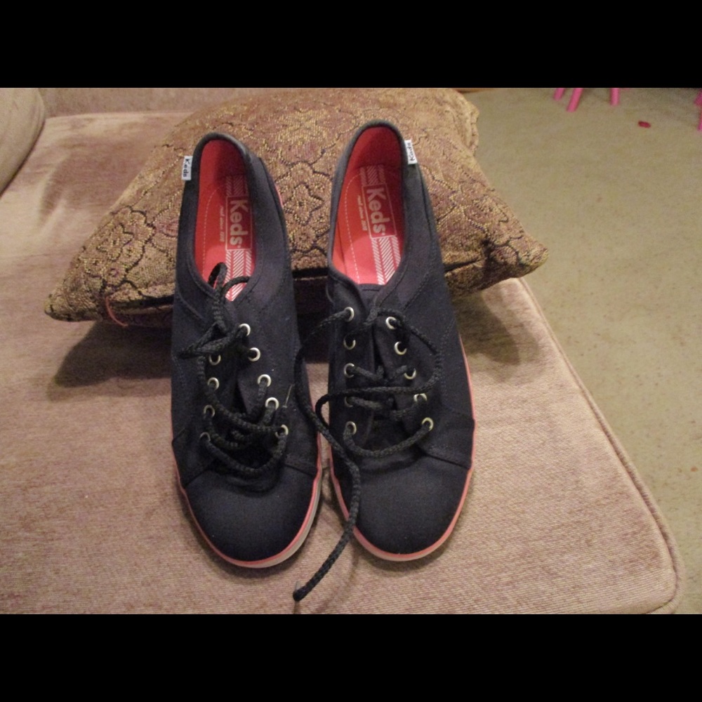 Keds tennis shoes